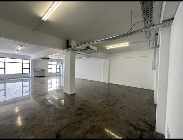 108M² OFFICE TO LET IN GARDENS